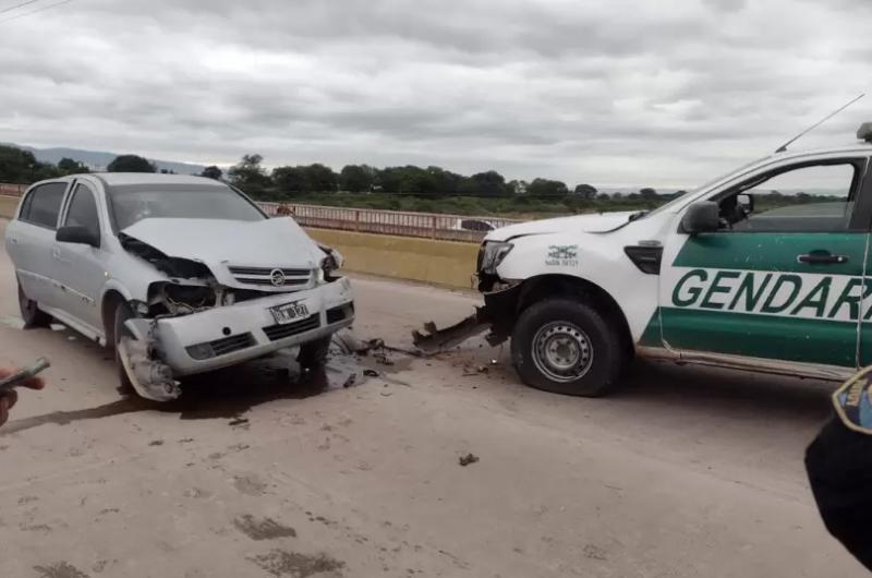 Persecucioacuten en Libertador- secuestraron dos automoacuteviles que llevaban hojas de coca