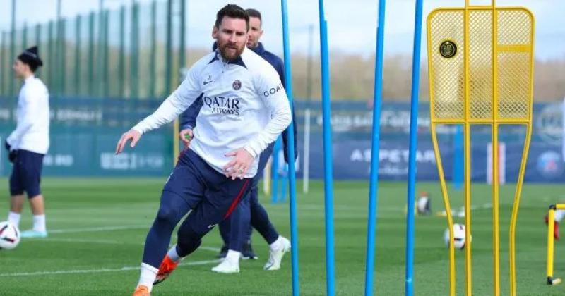 Messi volvioacute a entrenar con el PSG