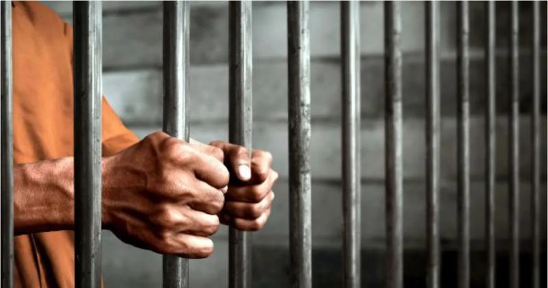 Jujentildeo condenado a 10 antildeos de caacutercel por abuso sexual rapto y uso de armas