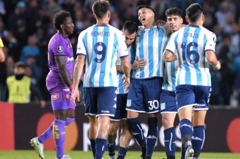 Racing visita a Aucas en busca de un triunfo que lo acerque a la clasificacioacuten a octavos de final