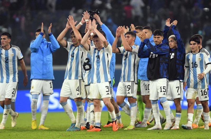 La Argentina de Mascherano va por otro triunfo que asegure su pase a octavos de final