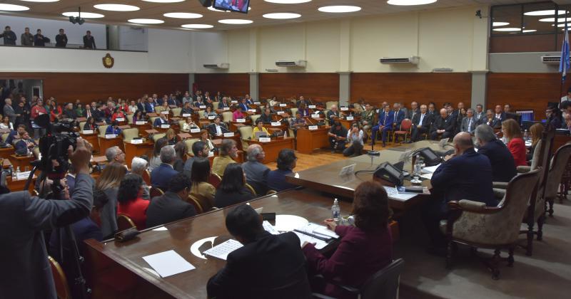 Conformoacute sus comisiones de trabajo la Convencioacuten Constituyente