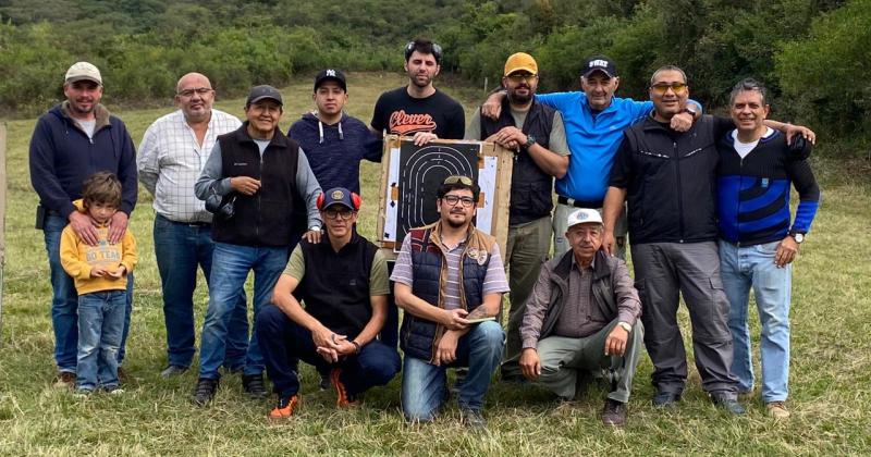 Rolando Vaacutesquez y Franco Facetti ganaron en la doble jornada