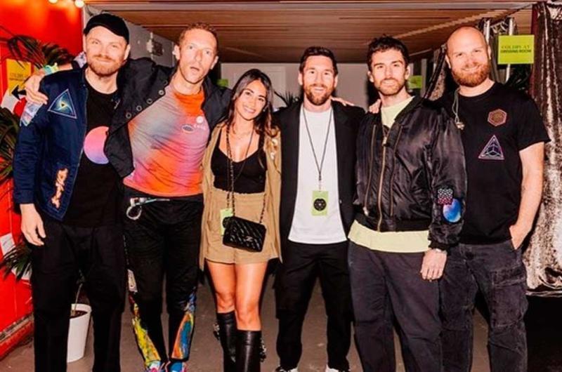 Messi ovacionado durante el concierto de Coldplay 