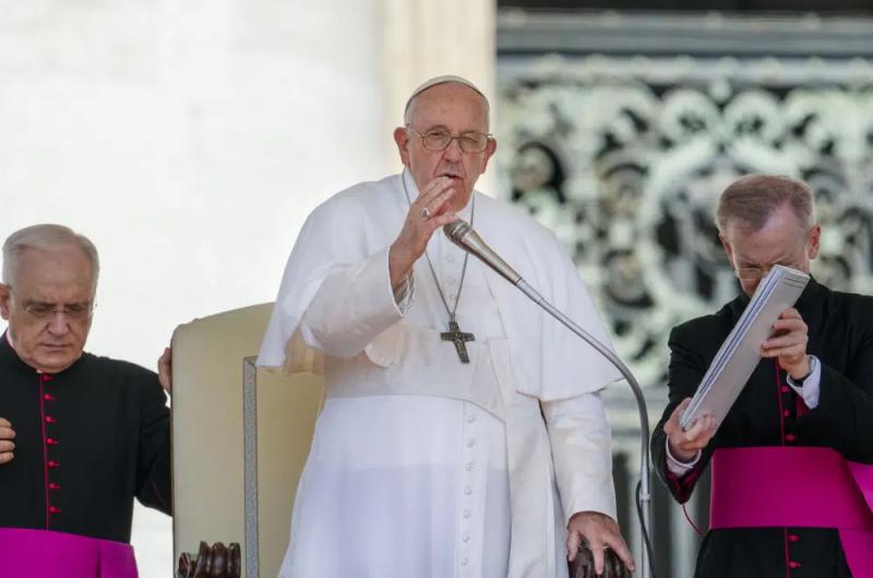 El Papa se recupera y paso un diacutea tranquilo de descanso en Roma