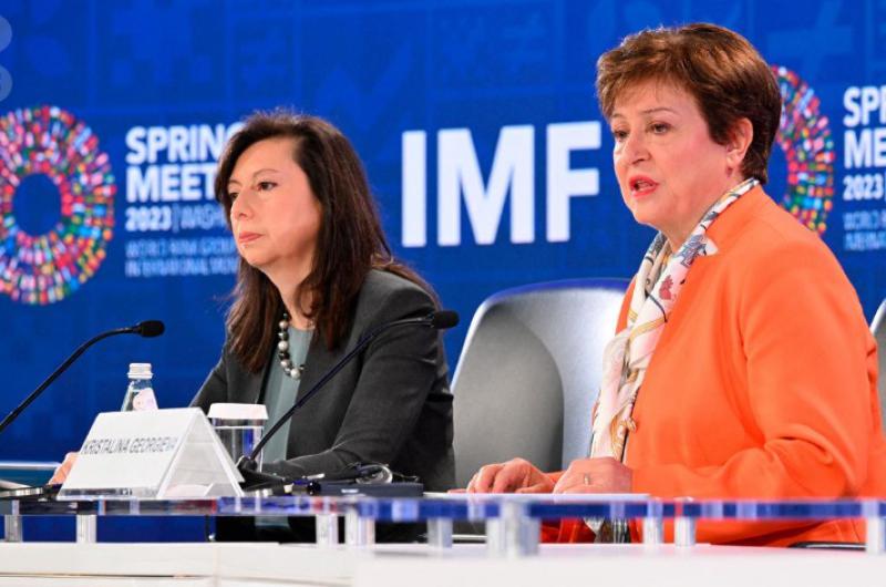 El FMI trabaja fuerte y muy estrechamente con Argentina