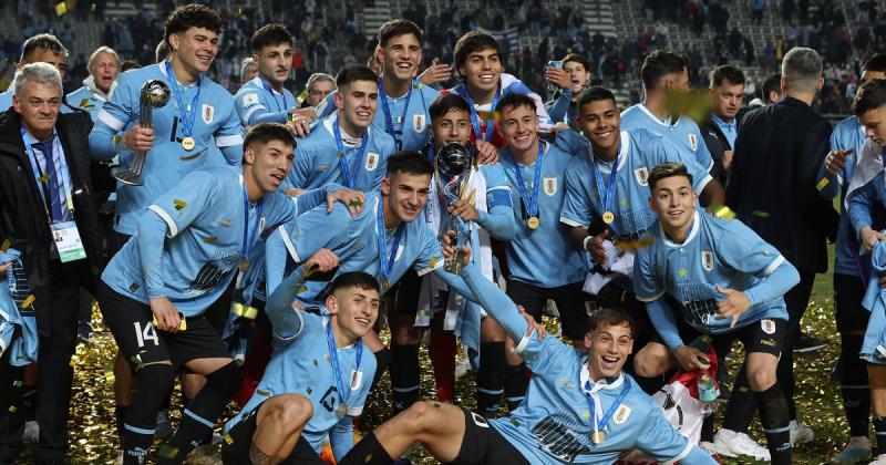 Uruguay logroacute su tan anhelado tiacutetulo mundial Sub-20