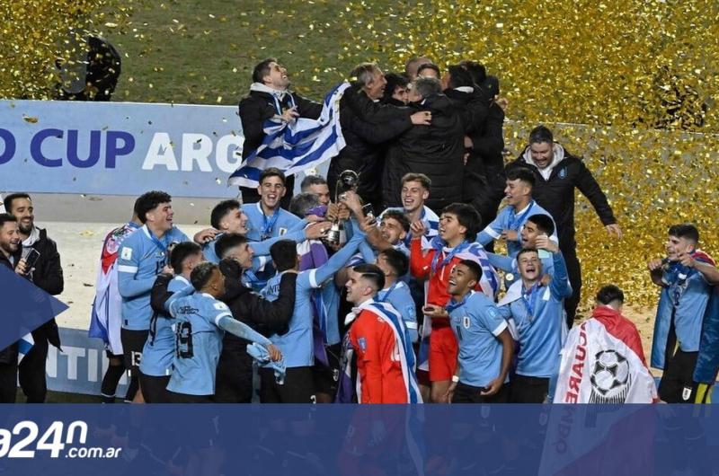 Uruguay logroacute su tan anhelado tiacutetulo mundial Sub-20