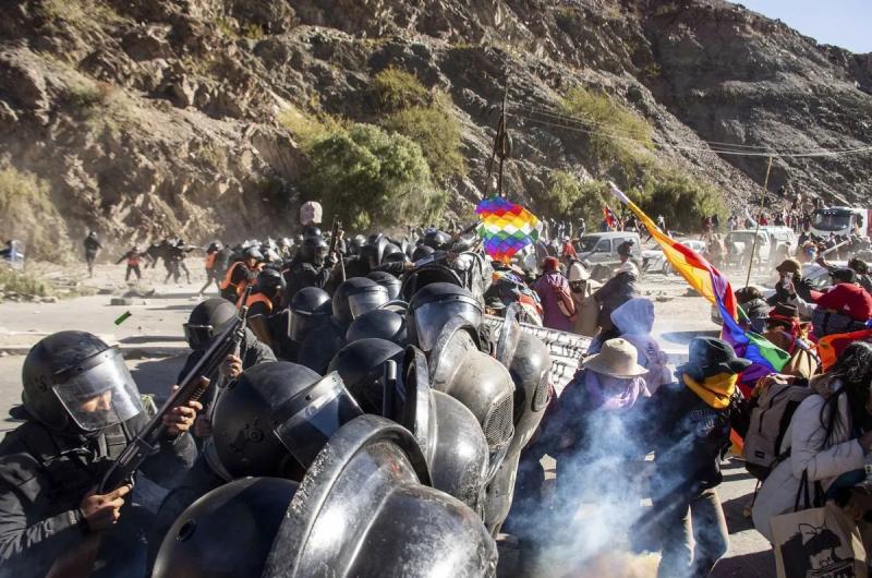 Mostraron el frondoso prontuario de algunos manifestantes aprehendidos