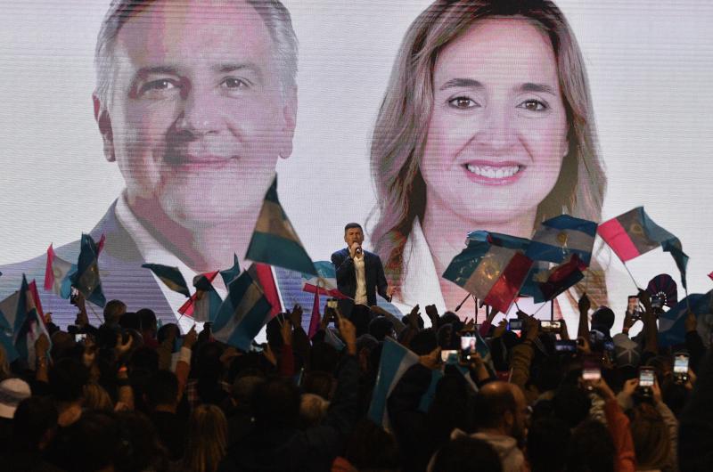 Con maacutes de 80-en-porciento- de los votos escrutados Llaryora venciacutea a Juez en las elecciones de Coacuterdoba
