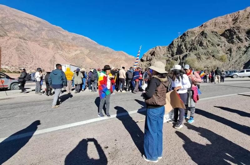 Reiteran que nadie les quitaraacute las tierras a las comunidades indiacutegenas