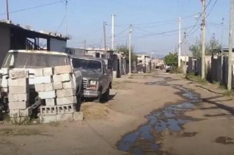 Urbanizaraacuten el Aeroclub y desmintieron el desalojo de 2700 familias asentadas