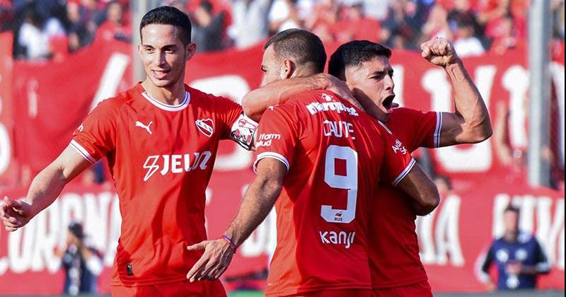 Independiente volvioacute al triunfo y le ganoacute un partido clave a Huracaacuten