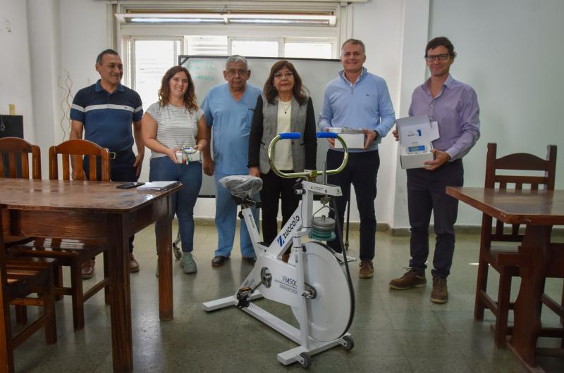 La empresa Ledesma donoacute equipamiento para el servicio de cardiologiacutea del hospital Oscar Oriacuteas