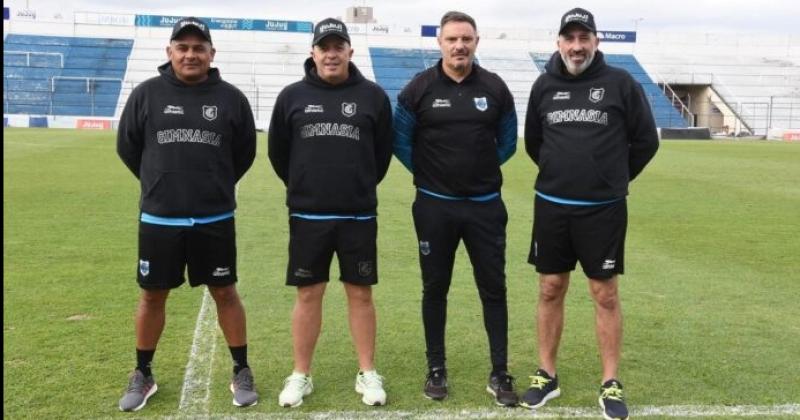 Gimnasia presentoacute a Marcelo Vaacutezquez