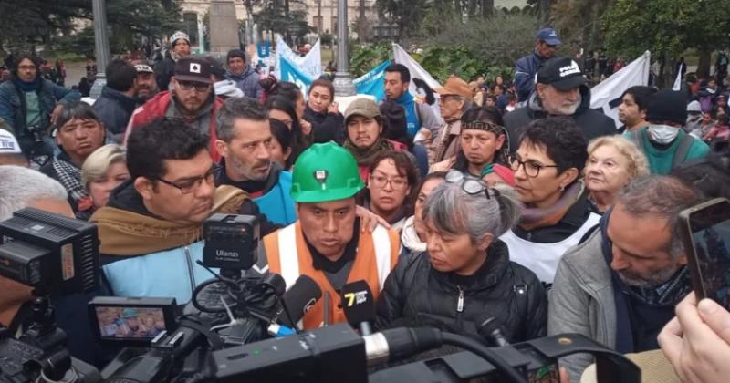 El reclamo por la represioacuten en Jujuy llegoacute al Congreso de Francia