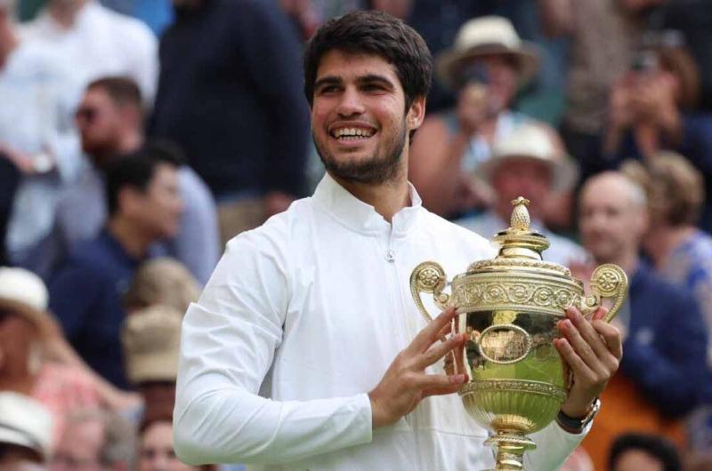 Alcaraz vencioacute a Djokovic y se consagroacute campeoacuten de Wimbledon