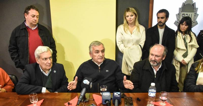 Gerardo Morales acusoacute a Aniacutebal Fernaacutendez de ayudar a los piqueteros