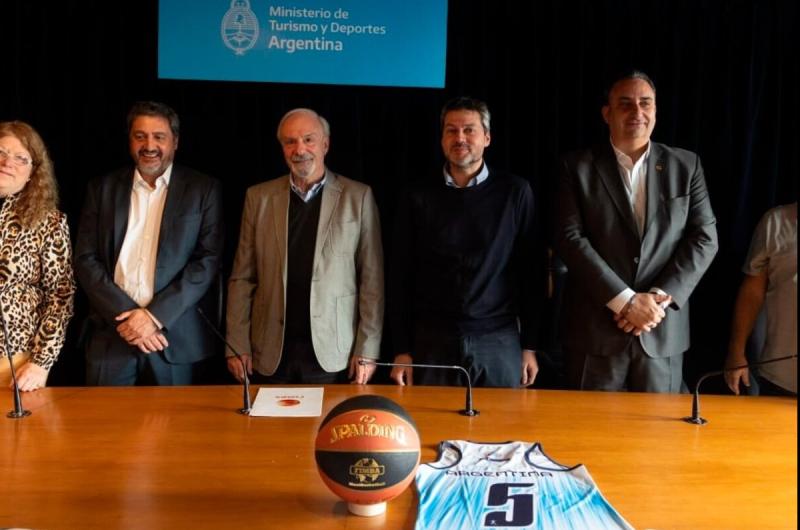 Se lanzoacute el Mundial de MaxiBaacutesquet de Mar del Plata