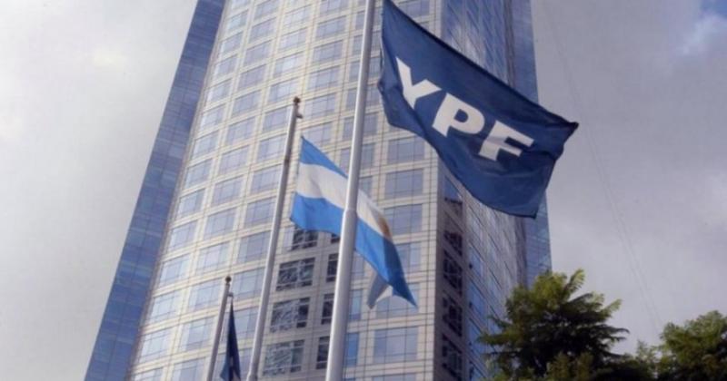 La Argentina deberaacute pagarpor la expropiacioacuten de YPF