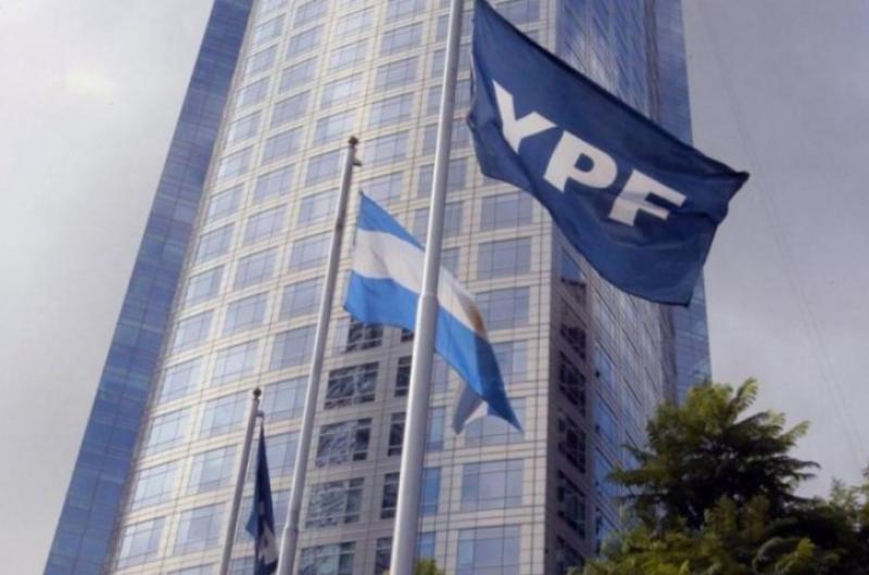 La Argentina deberaacute pagarpor la expropiacioacuten de YPF