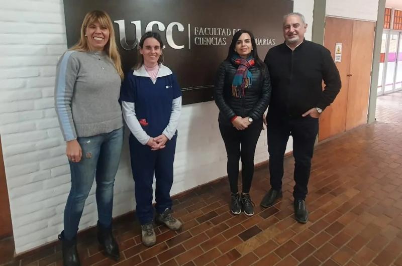 Gestiones de Bouhid en Coacuterdoba por el proacuteximo hospital de mascotas