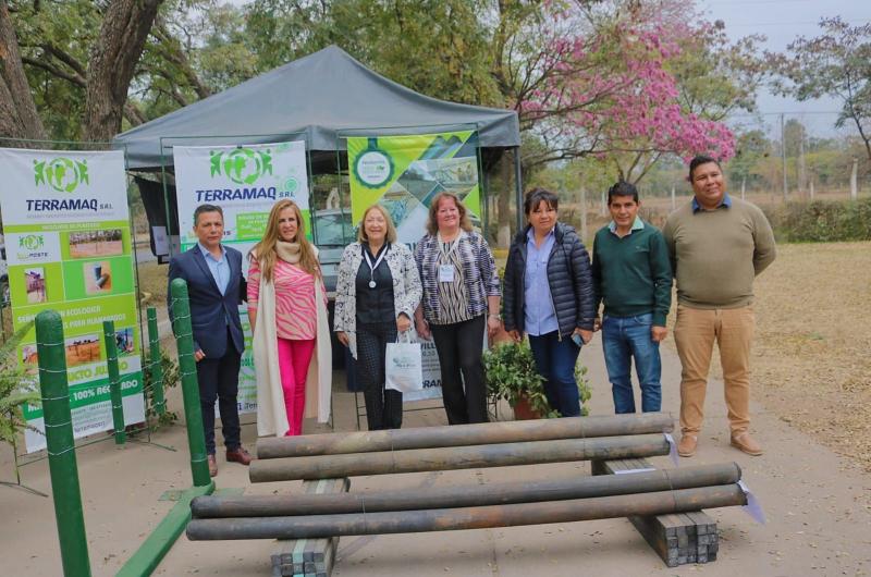 Perico reafirmoacute su compromiso con una produccioacuten sostenible en la provincia
