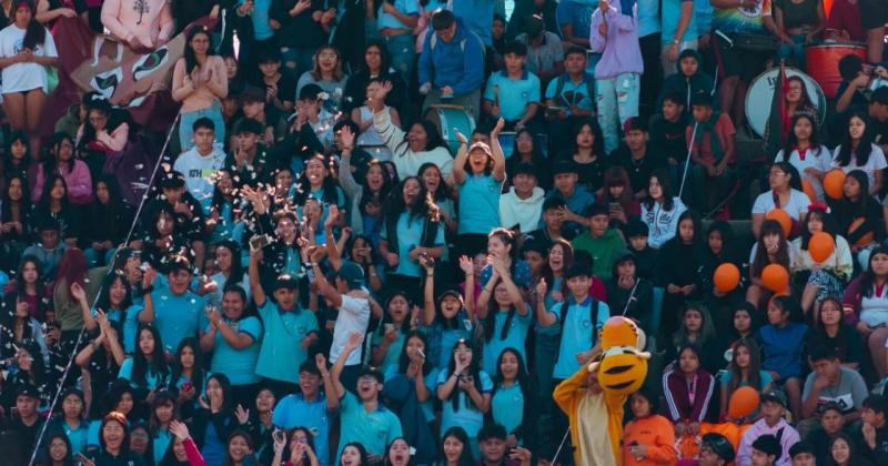 Exitoso inicio de la Estudiantina 2023