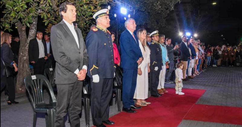   Eacutexodo Jujentildeo- Tradicional cambio de Guardia de Honor en Casa de Gobierno