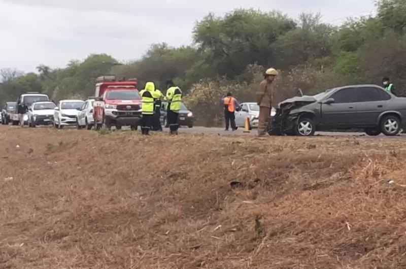 Siniestro vial- un hombre murioacute y hay tres personas en estado criacutetico