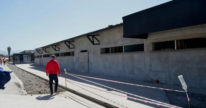 Stanic elogioacute avances de obras en a ampliacioacuten del Hospital Snopek