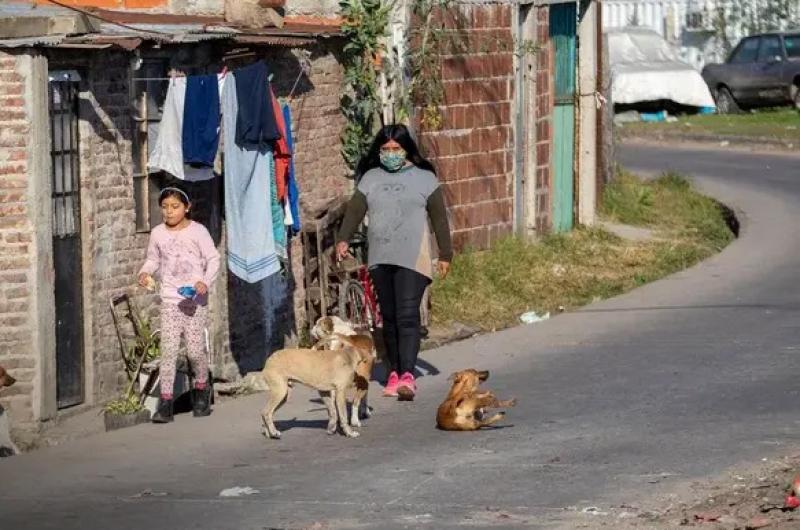 El iacutendice de pobreza fue 401-en-porciento- al cierre del primer semestre de 2023