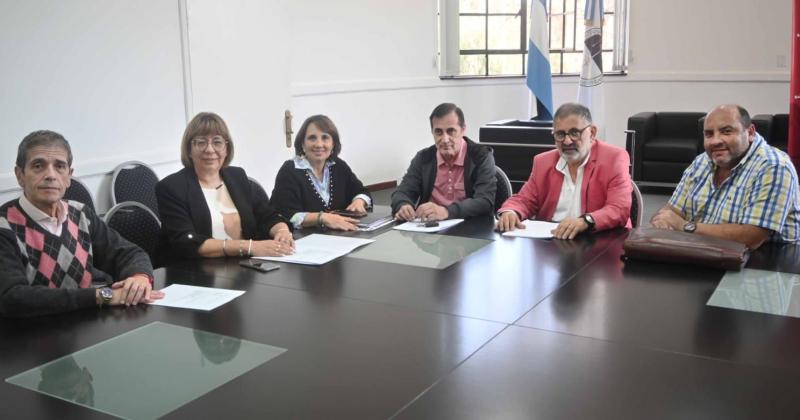 Vecinalistas de Bajo la Vintildea presentaron proyectos 