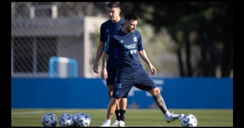 Messi entrenoacute a pleno y su presencia ante Paraguay parece encaminada