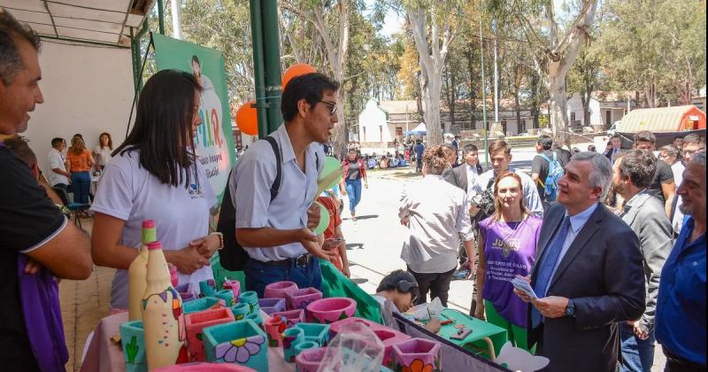 El Gobernador destacoacute avances en la atencioacuten de salud mental