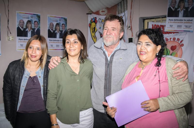 Candidatos del Frente Cambia Jujuy expusieron propuestas en el barrio Tupac Amaru