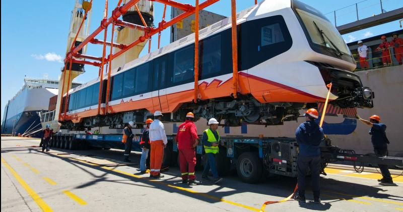 Duplas el Tren Turiacutestico Solar ya estaacuten en camino hacia Jujuy