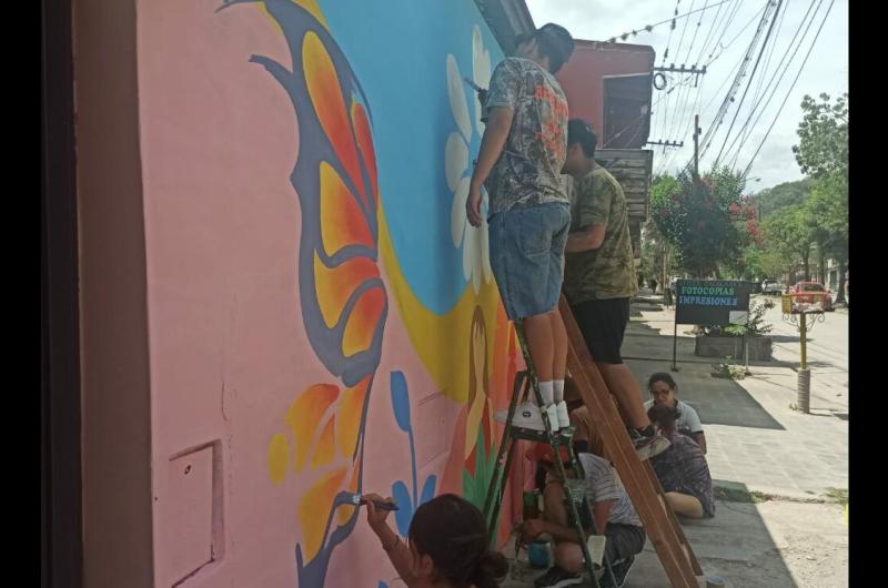 Nuevo mural contra la violencia de geacutenero