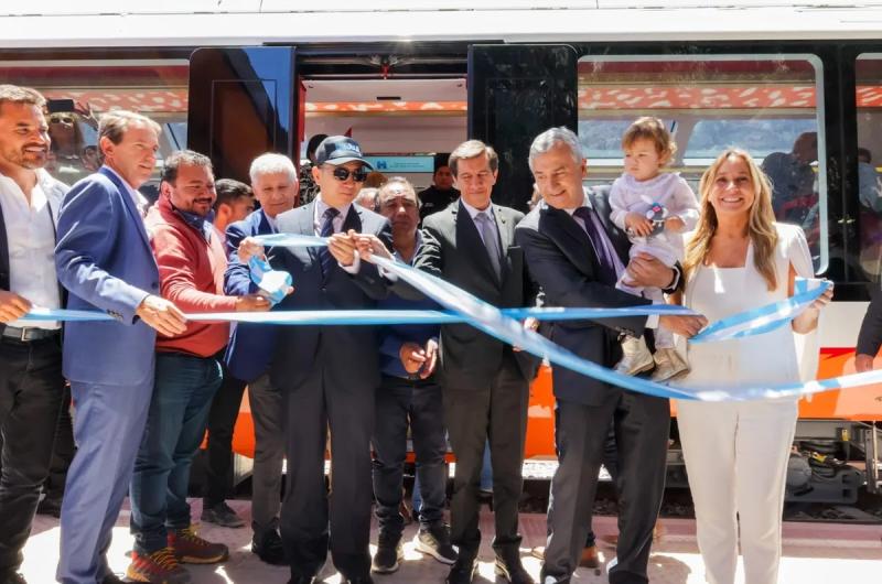 Histoacuterico viaje inaugural del Tren Turiacutestico Solar