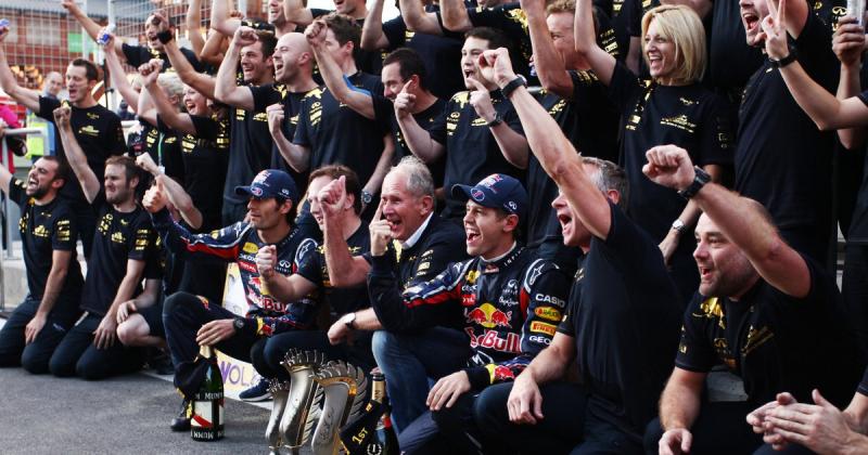 Red Bull cerroacute el antildeo como la escuderiacutea con maacutes victorias en la historia 