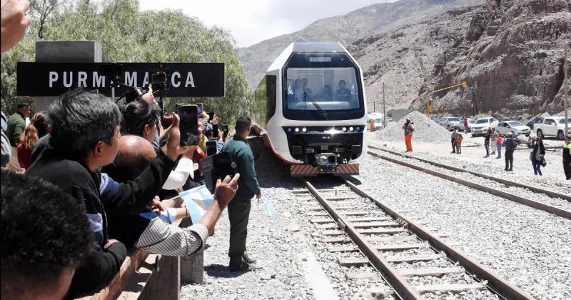 Tren solar- recorrido que enamora por la belliacutesima Quebrada de Humahuaca