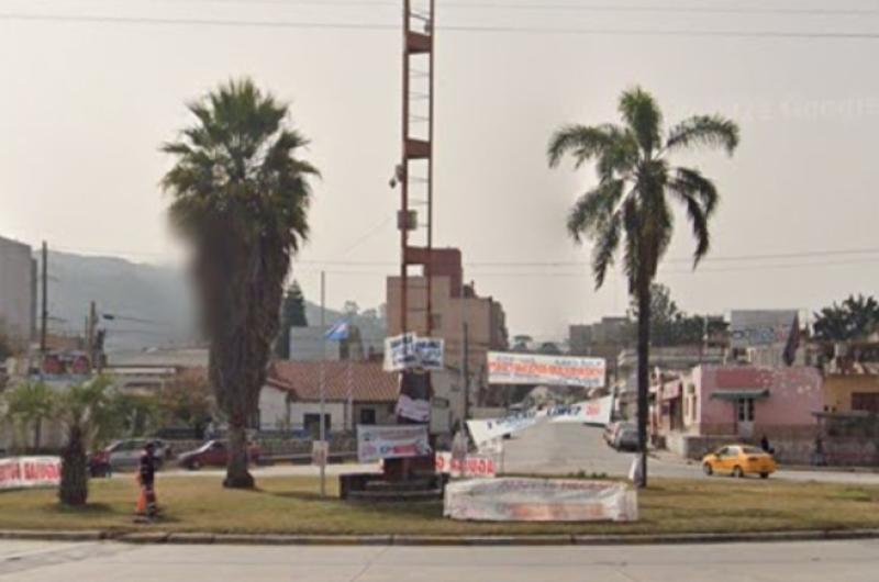 Encuentran muerta a una mujer en el bantildeo de su casa