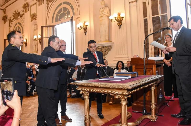 Carlos Sadir posesionoacute a los secretarios de Estado