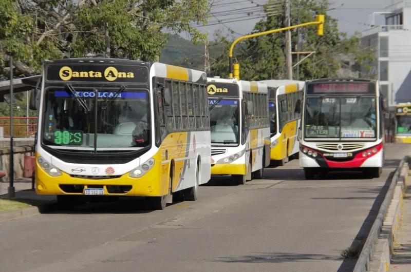 Concejales del FITU rechazan nuevo aumento del transporte