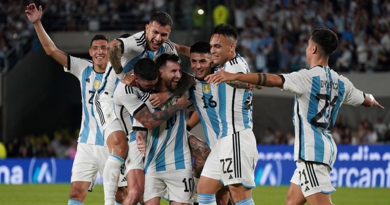Argentina termina el 2023 en lo maacutes alto del ranking FIFA