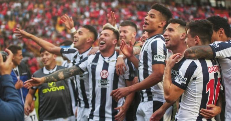 Talleres celebra la posibilidad de disputar la Supercopa Internacional ante River