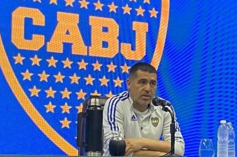 Asume Riquelme como presidente de Boca y Diego Martiacutenez ya es el nuevo DT