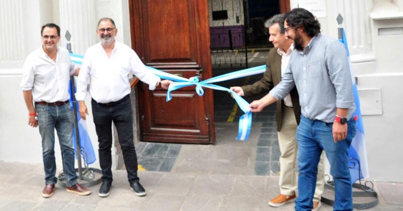 Inauguraron obra y puesta en valor de fachada en Facultad de Humanidades 