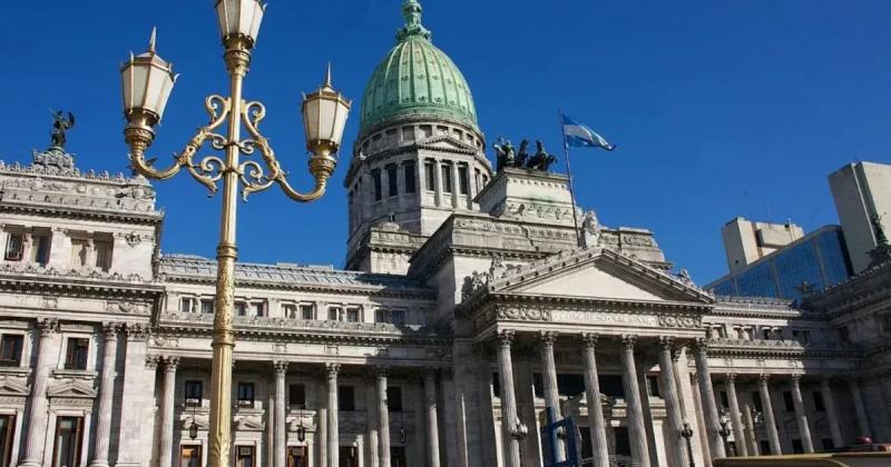 La ley oacutemnibus volvioacute cambiada al Congreso