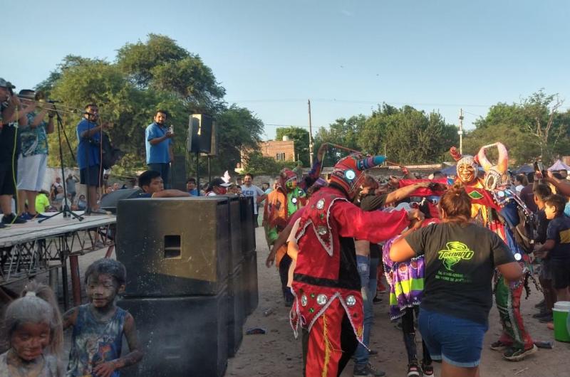 El domingo se realiza en San Pedro el Gran Baile de Ablande de Carnaval